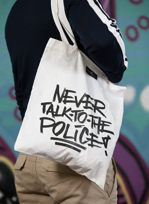 Never talk to the Police Jutebeutel